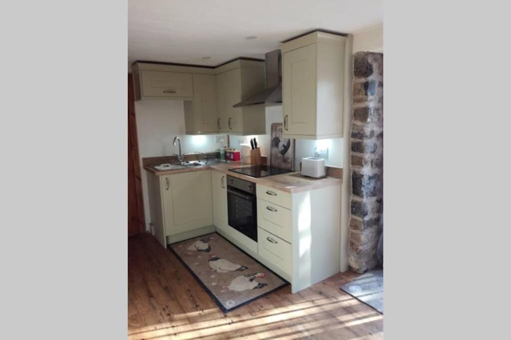Farm Accommodation - The Lizard Peninsula, Cornwall Helston Zewnętrze zdjęcie