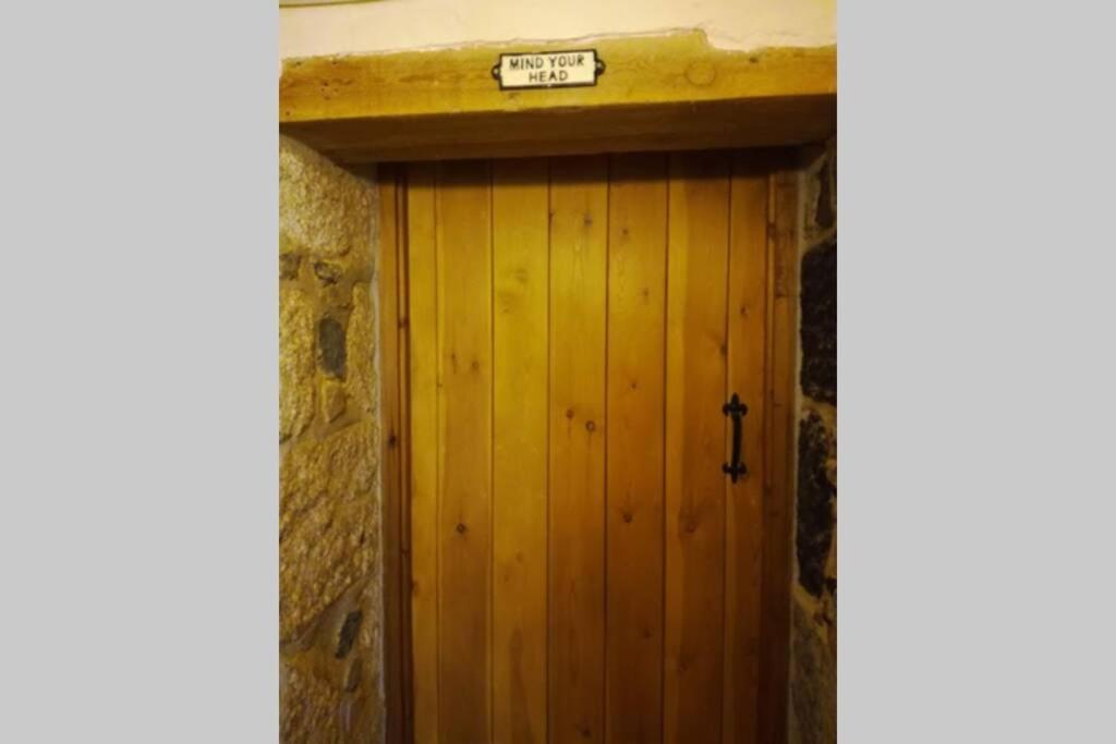 Farm Accommodation - The Lizard Peninsula, Cornwall Helston Zewnętrze zdjęcie